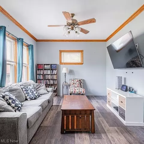 622 Garfield St, Struthers, OH 44471 photo 4