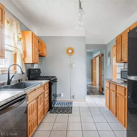 622 Garfield St, Struthers, OH 44471 photo 11
