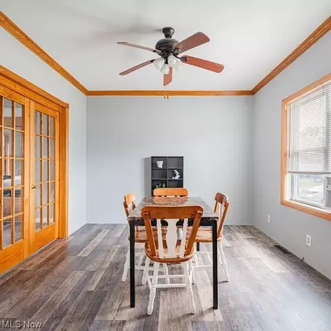 622 Garfield St, Struthers, OH 44471 photo 8