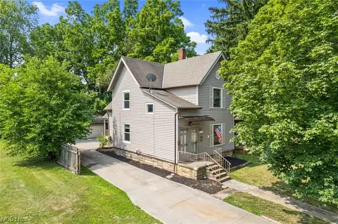 522 2nd St, Elyria, OH 44035 photo 1