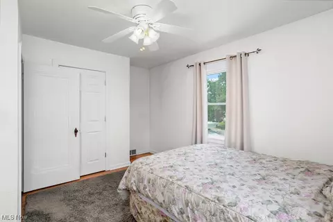 534 3rd St, Elyria, OH 44035 photo 15