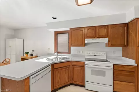 114 Stargate Dr, Elyria, OH 44035 photo 28
