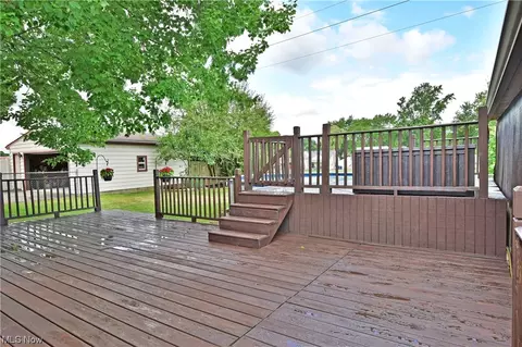 915 Garfield St, Struthers, OH 44471 photo 29
