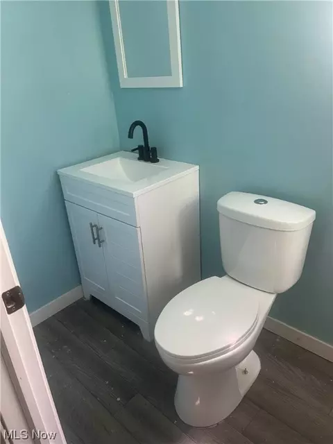 434 E Voris St, Akron, OH 44311 photo 5
