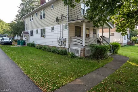 14510-14512 Granger Rd, Maple Heights, OH 44137