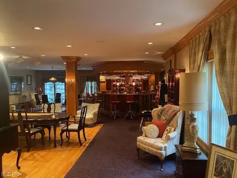 Living - 78 Newport Dr, Boardman, OH 44512 photo 5 of 7