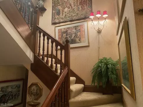 Entry Way - 78 Newport Dr, Boardman, OH 44512 photo 3 of 5