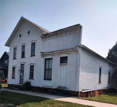 123 S Main St, Tuscarawas, OH 44682