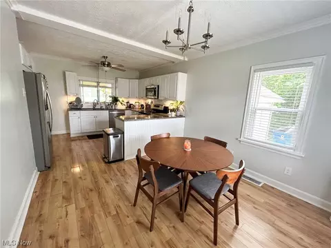 35 Maple Dr, Boardman, OH 44512 photo 8