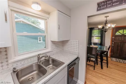 952 N Pasadena Ave, Elyria, OH 44035 photo 13