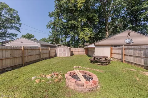 952 N Pasadena Ave, Elyria, OH 44035 photo 34