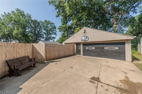 952 N Pasadena Ave, Elyria, OH 44035 photo 35