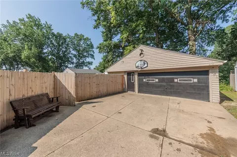 952 N Pasadena Ave, Elyria, OH 44035 photo 35