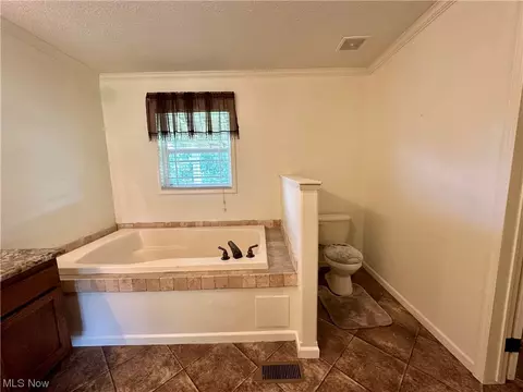 641 Wright Rd, Walker, WV 26180 photo 20