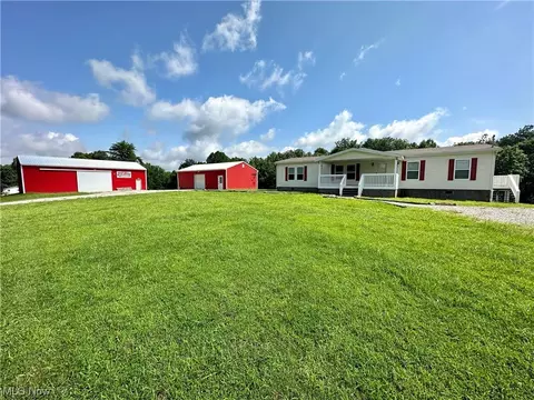641 Wright Rd, Walker, WV 26180 photo 1