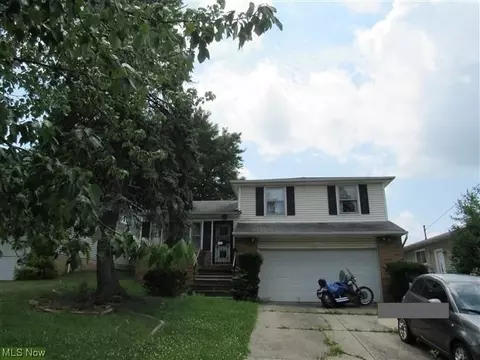 422 Union St, Bedford, OH 44146