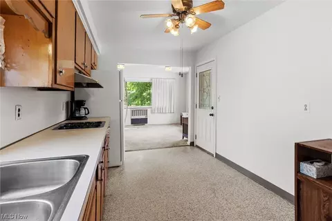 7867 Ridge Rd, Parma, OH 44129 photo 15
