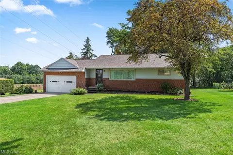 7867 Ridge Rd, Parma, OH 44129 photo 2