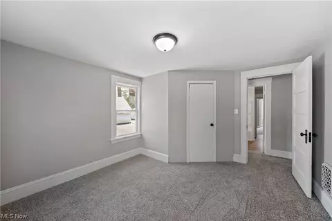 512 W 34th St, Ashtabula, OH 44004 photo 16