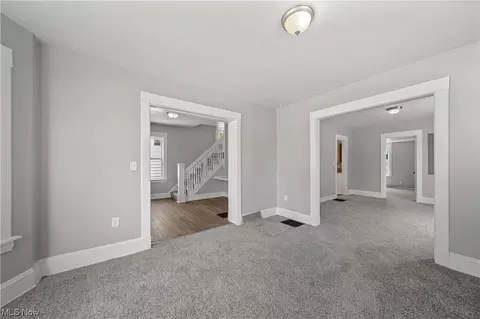 512 W 34th St, Ashtabula, OH 44004 photo 5