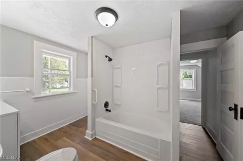 512 W 34th St, Ashtabula, OH 44004 photo 15