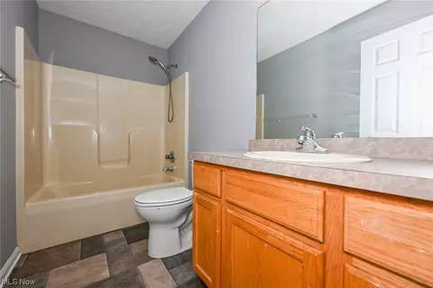 1384 Blake, Akron, OH 44307 photo 21