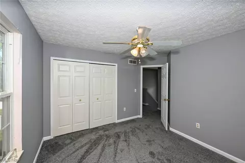 1384 Blake, Akron, OH 44307 photo 18