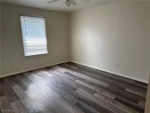 53 Valley Forge Ln, Elyria, OH 44035 photo 10