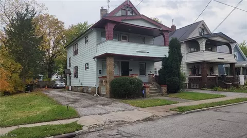 10418 Way Ave, Cleveland, OH 44105