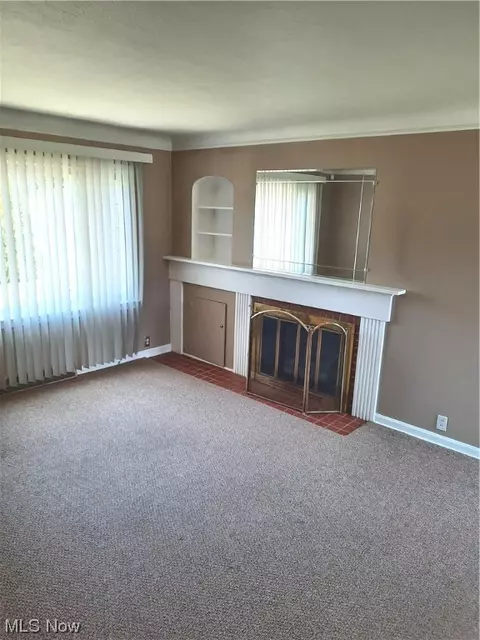770 E 260th St, Euclid, OH 44132 photo 3