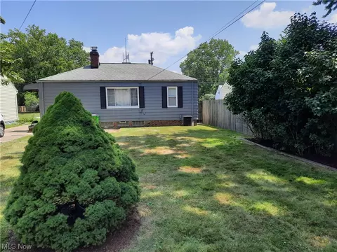770 E 260th St, Euclid, OH 44132 photo 19