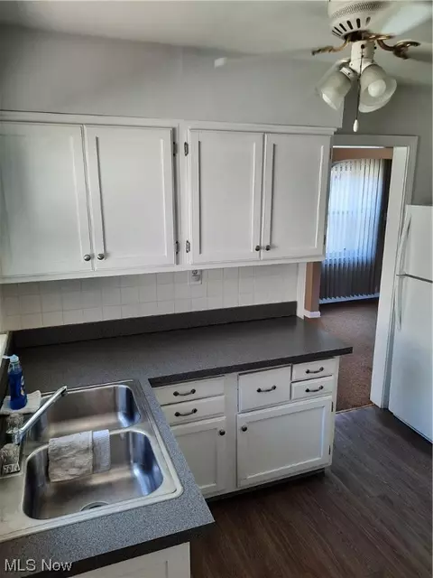 770 E 260th St, Euclid, OH 44132 photo 8