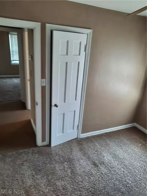 770 E 260th St, Euclid, OH 44132 photo 11