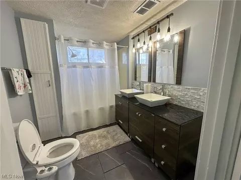 7622 State Rd, Parma, OH 44134 photo 19