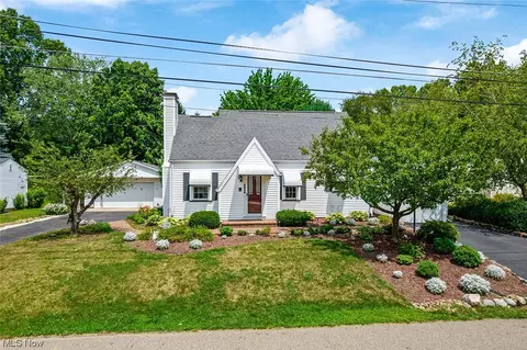 4449 17th St NW, Canton, OH 44708 photo 1