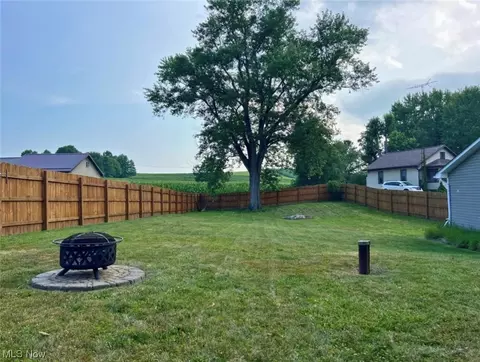 5384 St Rt 516, Dover, OH 44622 photo 17
