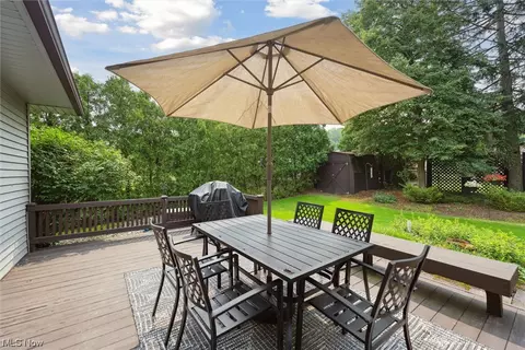 9611 Munich Dr, Parma, OH 44130 photo 27