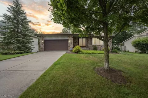9611 Munich Dr, Parma, OH 44130 photo 32