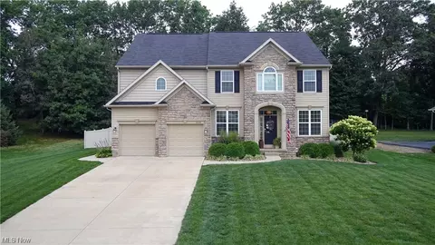 2160 Hunting Valley Ln, Streetsboro, OH 44241