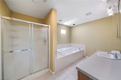 29969 Robert Rd, Wickliffe, OH 44092 photo 15