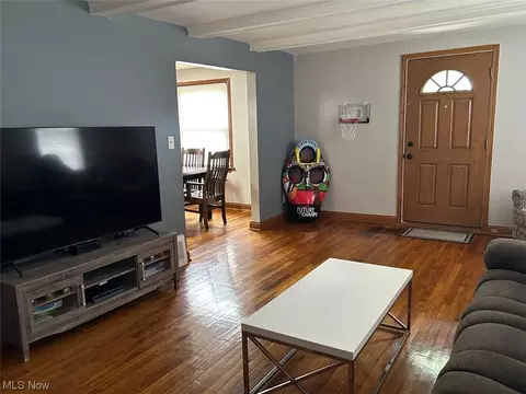 118 Denison Ave, Elyria, OH 44035 photo 4