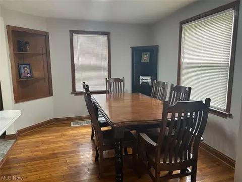118 Denison Ave, Elyria, OH 44035 photo 6