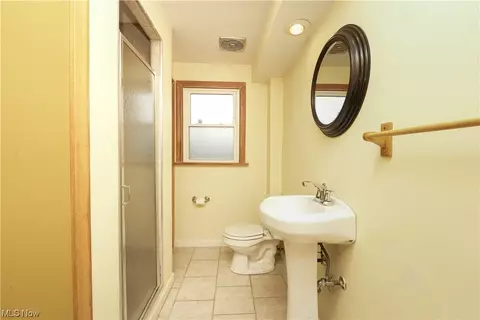 33 Devonshire Dr, Akron, OH 44312 photo 21