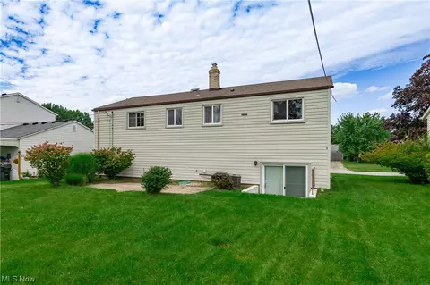 11425 Johnson Dr, Parma, OH 44130 photo 32