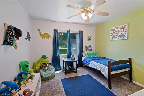 679 E 305th St, Willowick, OH 44095 photo 11