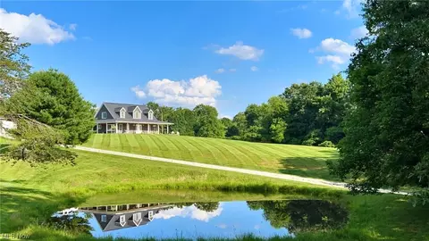 820 Windy Ridge Rd, Vincent, OH 45784