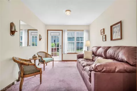 2210 Devon Ct, Akron, OH 44312 photo 11