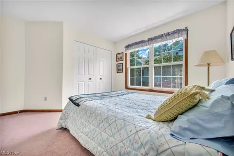 2210 Devon Ct, Akron, OH 44312 photo 16