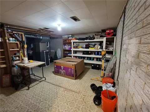 345 Hamilton Cir, Elyria, OH 44035 photo 33