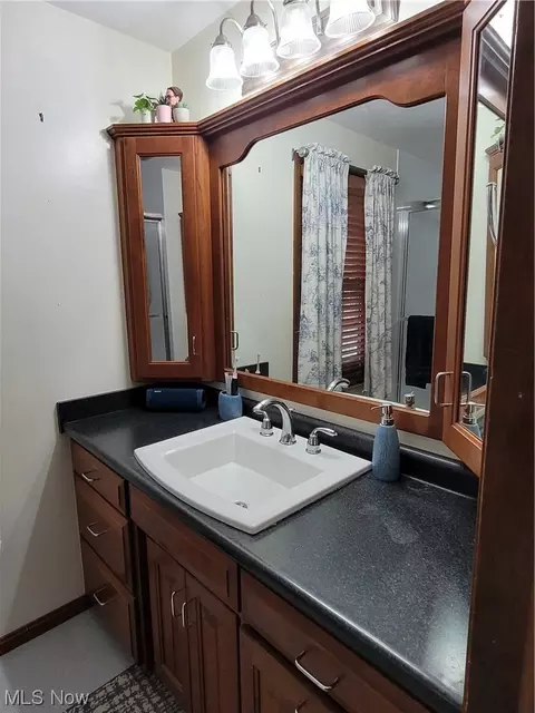 345 Hamilton Cir, Elyria, OH 44035 photo 25